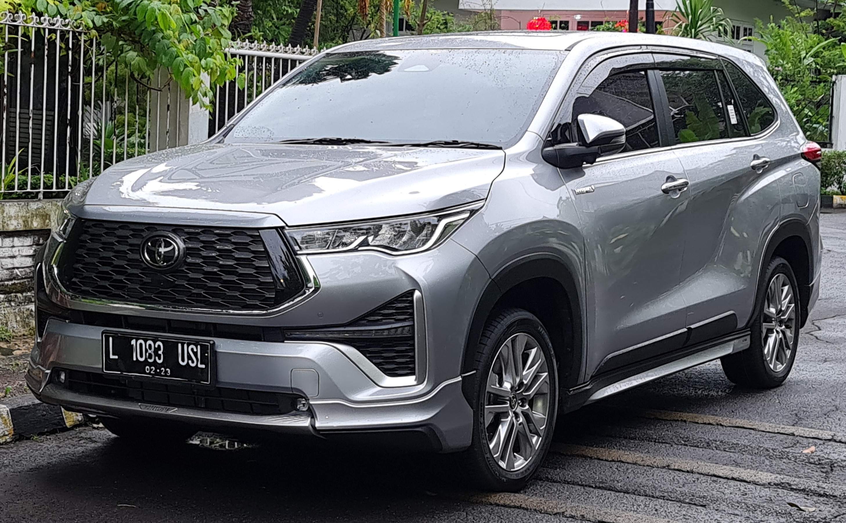 Toyota Innova Zenix